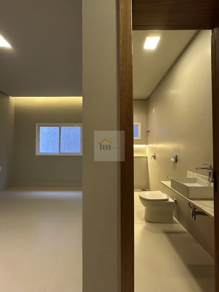 Casa, 4 quartos, 224 m² - Foto 8