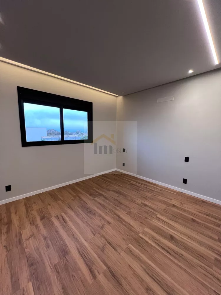 Casa à venda com 5 quartos, 251m² - Foto 14