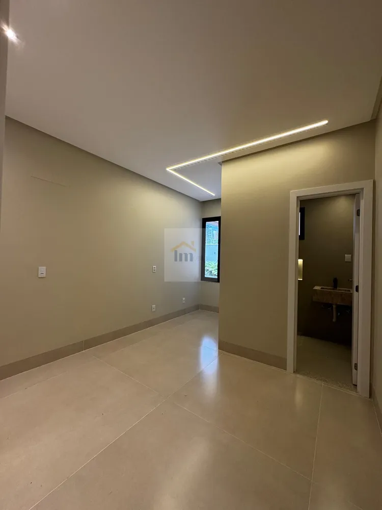Casa, 4 quartos, 221 m² - Foto 9