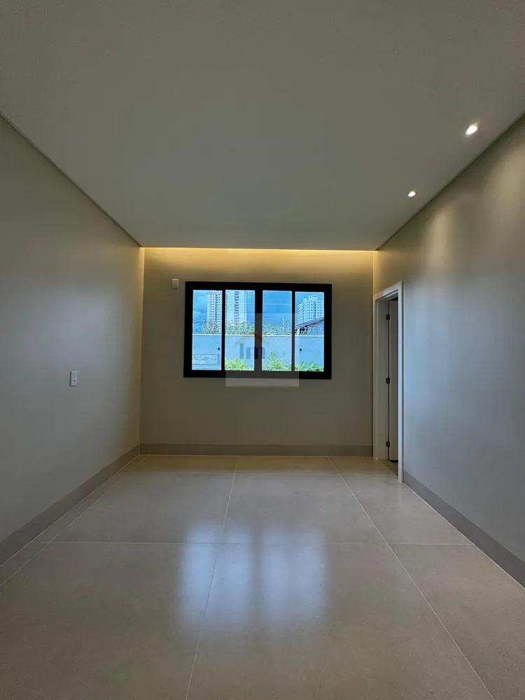 Casa, 4 quartos, 221 m² - Foto 3
