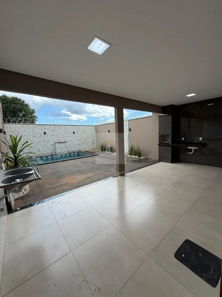 Casa, 3 quartos, 128 m² - Foto 1