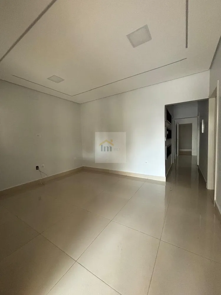 Casa, 3 quartos, 205 m² - Foto 4