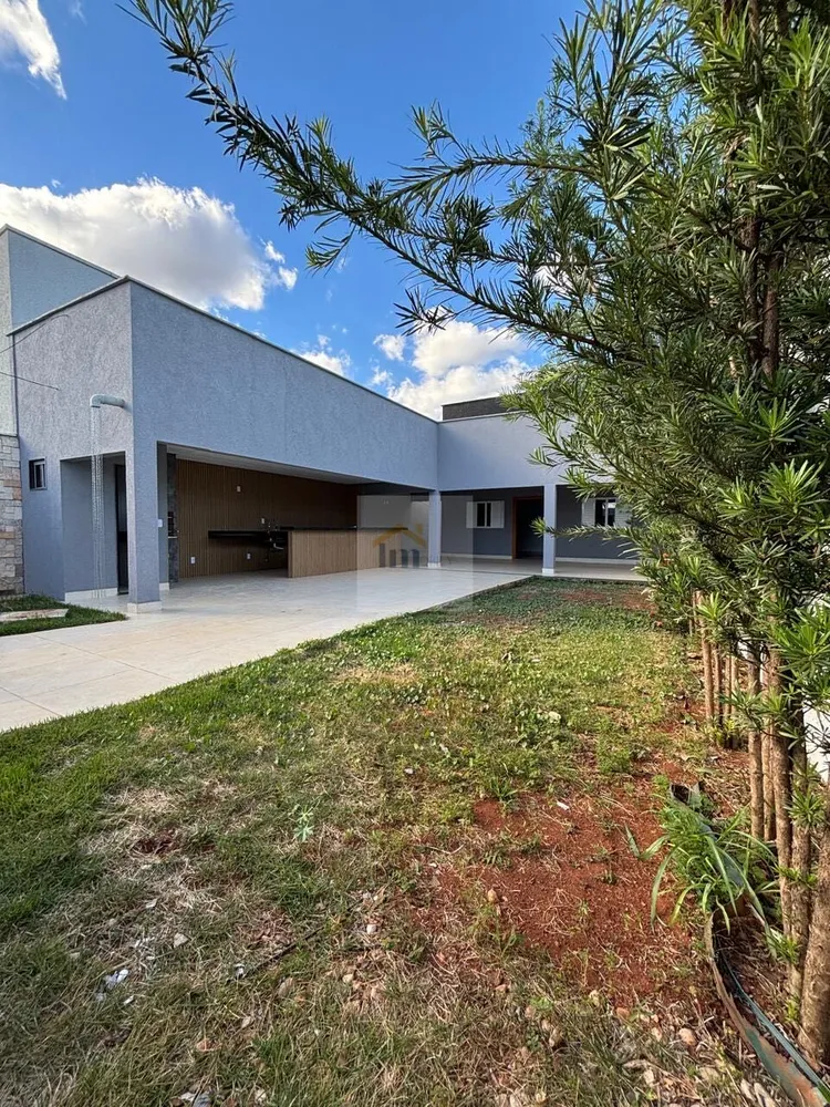 Casa, 3 quartos, 205 m² - Foto 2