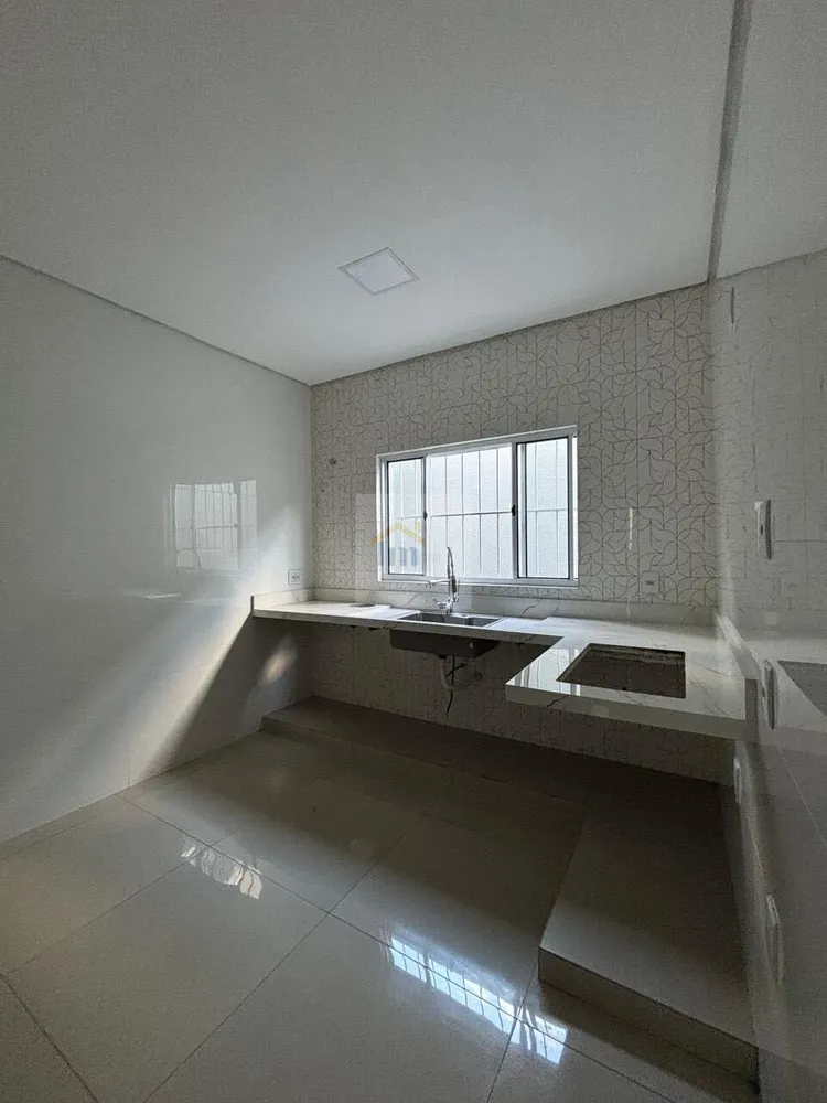 Casa, 3 quartos, 205 m² - Foto 3