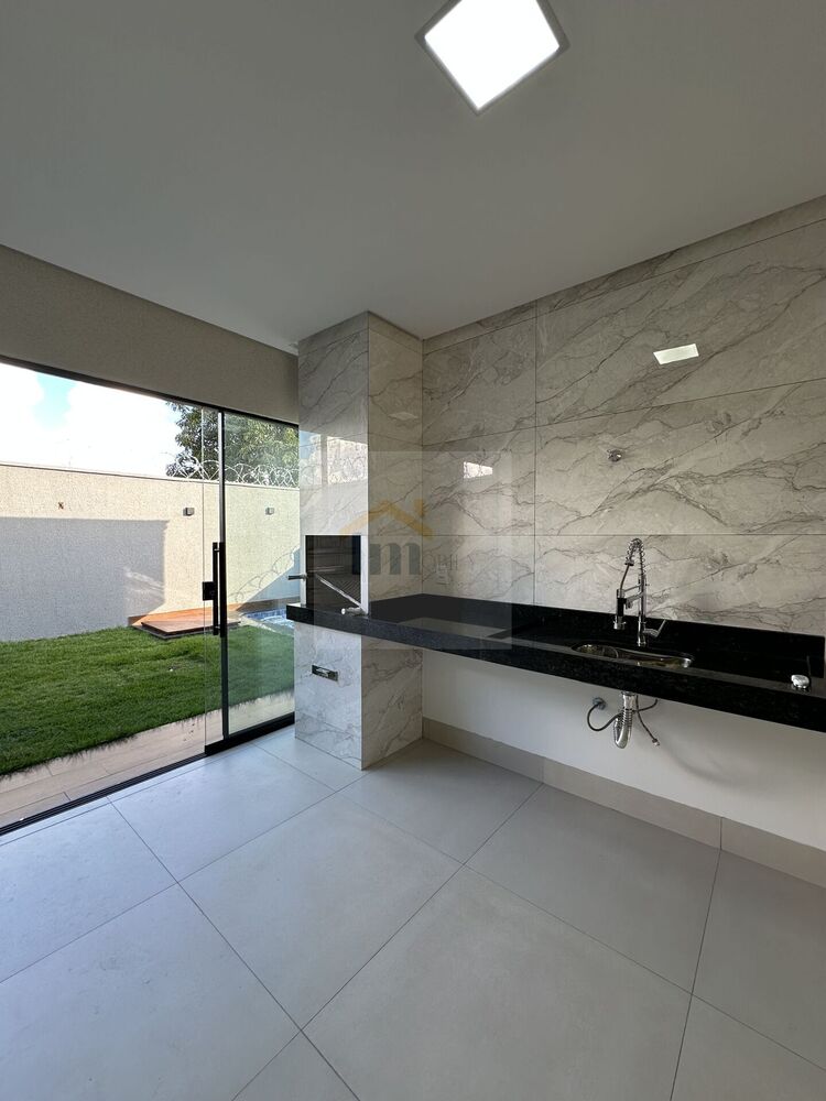 Casa à venda com 3 quartos, 175m² - Foto 3