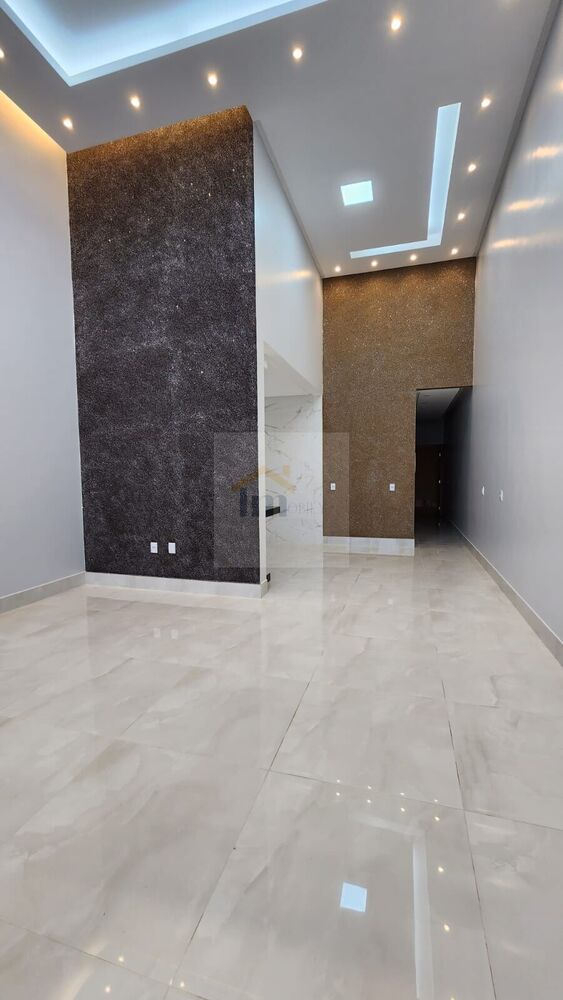 Casa à venda com 3 quartos, 112m² - Foto 1