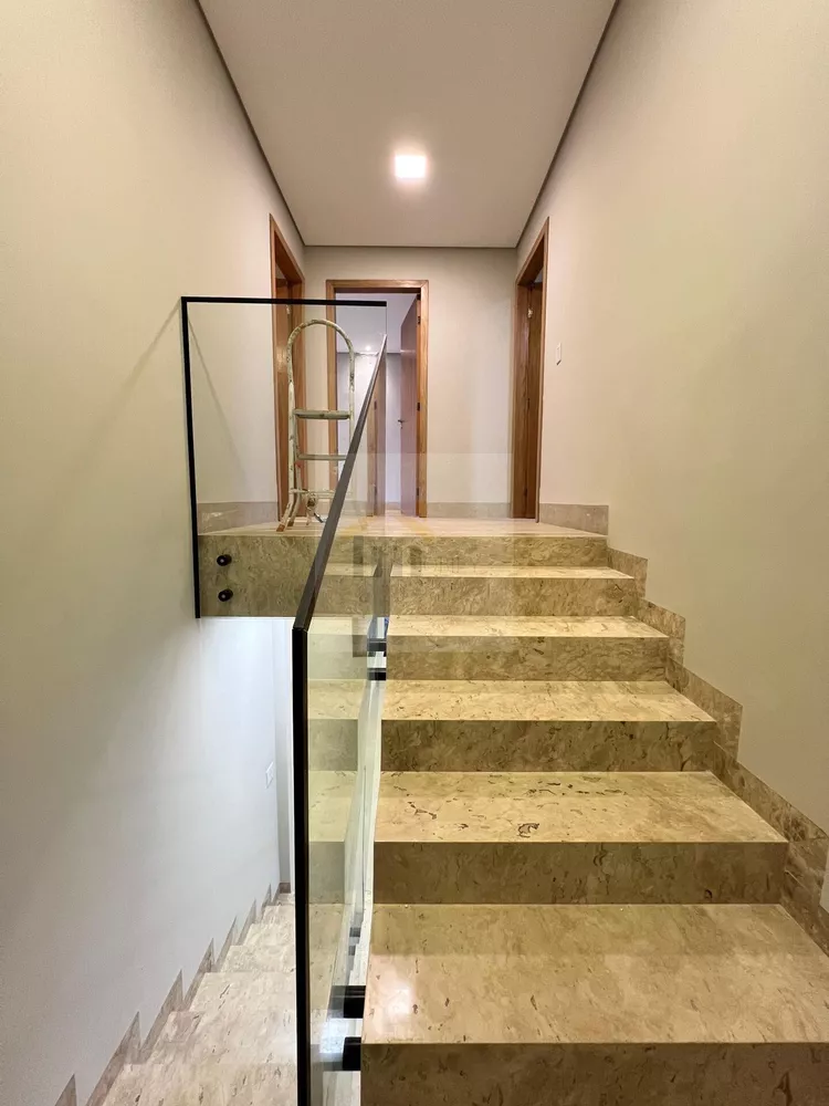 Casa à venda com 4 quartos, 280m² - Foto 16