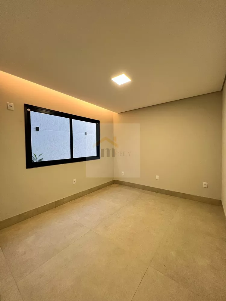 Casa à venda com 4 quartos, 280m² - Foto 13