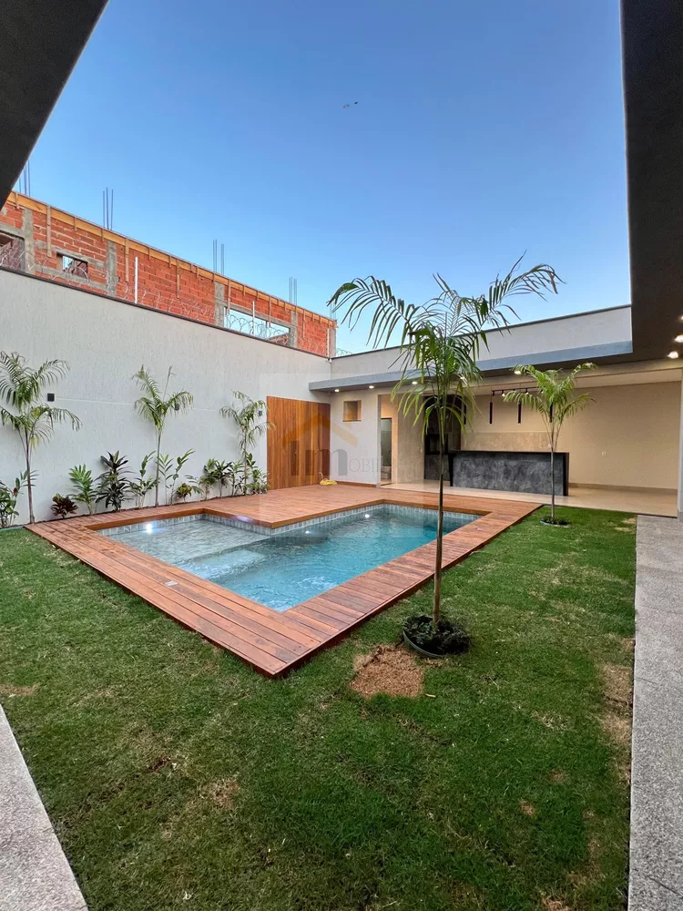 Casa à venda com 4 quartos, 280m² - Foto 14