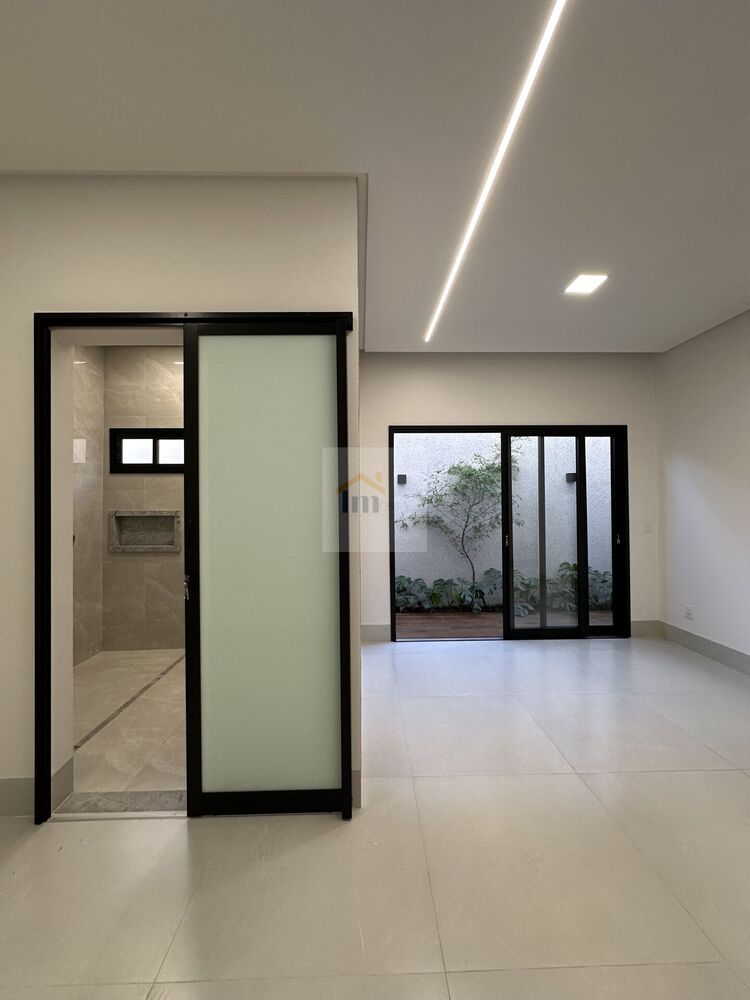 Casa à venda com 3 quartos, 185m² - Foto 8