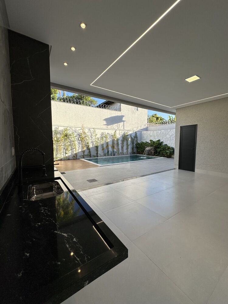Casa à venda com 3 quartos, 185m² - Foto 11
