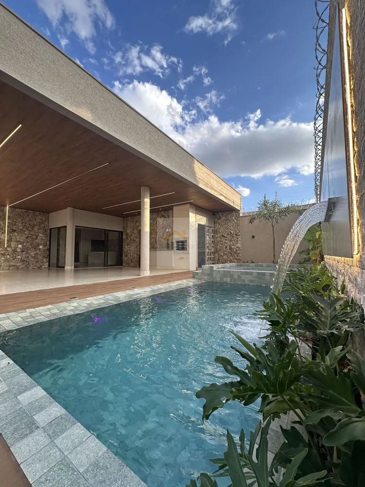 Casa, 4 quartos, 242 m² - Foto 8