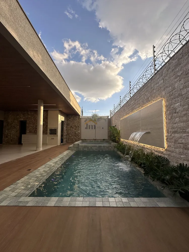 Casa, 4 quartos, 242 m² - Foto 5