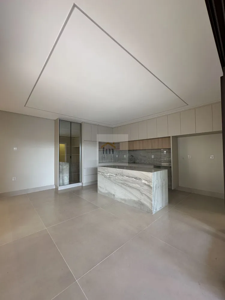 Casa, 4 quartos, 242 m² - Foto 4