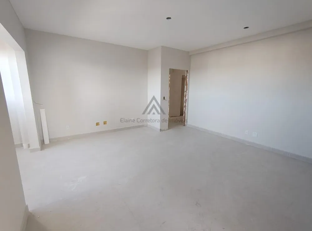 Apartamento, 3 quartos, 142 m² - Foto 2