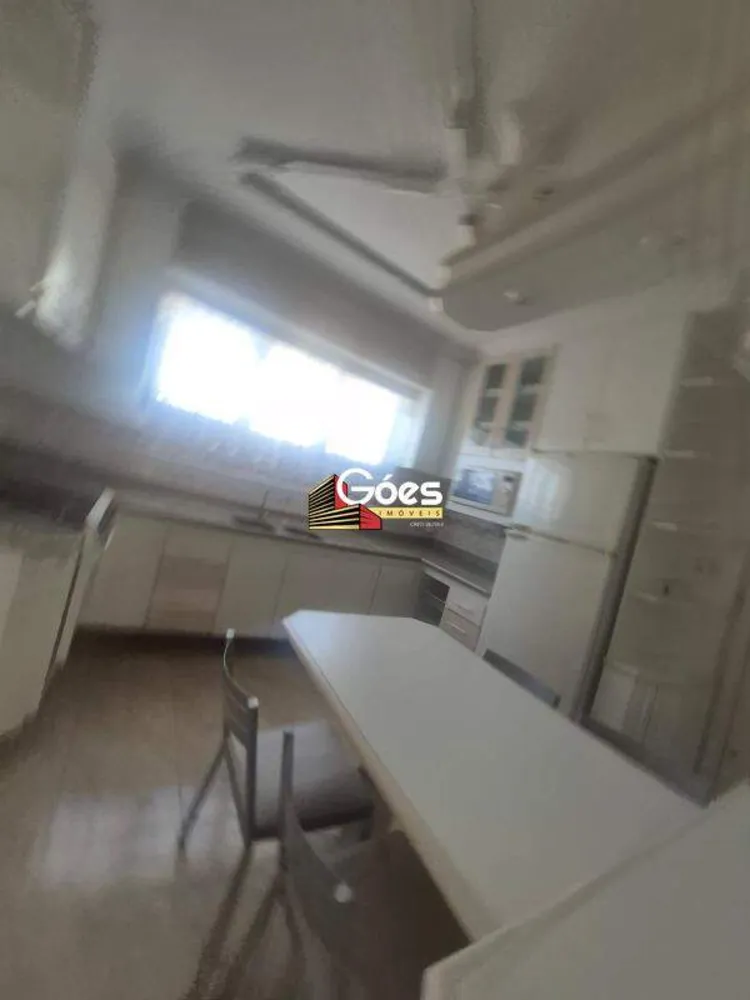 Apartamento, 3 quartos, 182 m² - Foto 5