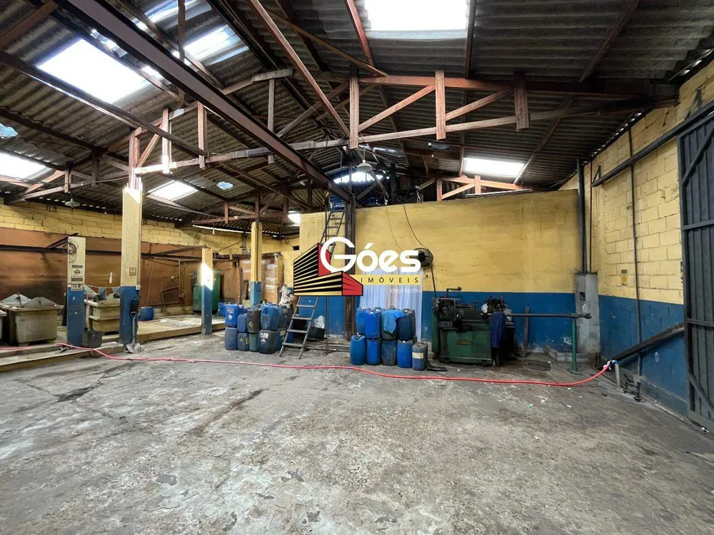 Depósito-Galpão, 300 m² - Foto 1