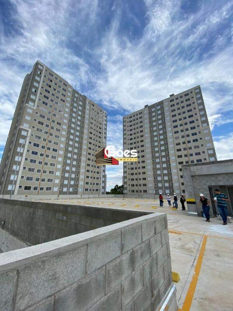 Apartamento à venda com 2 quartos, 44m² - Foto 2