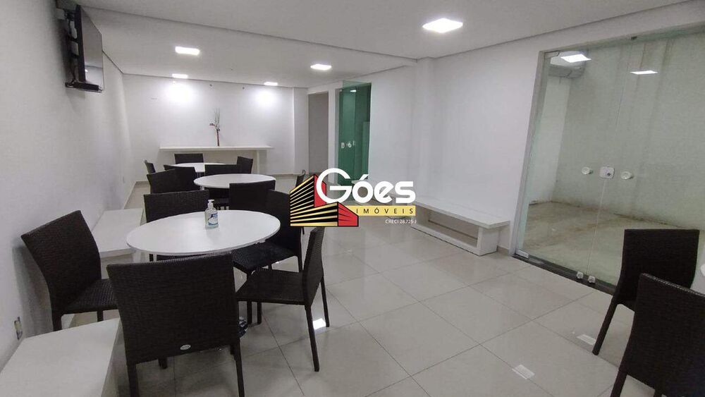 Apartamento para alugar com 3 quartos, 83m² - Foto 2