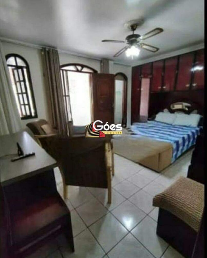 Sobrado à venda com 5 quartos, 368m² - Foto 2