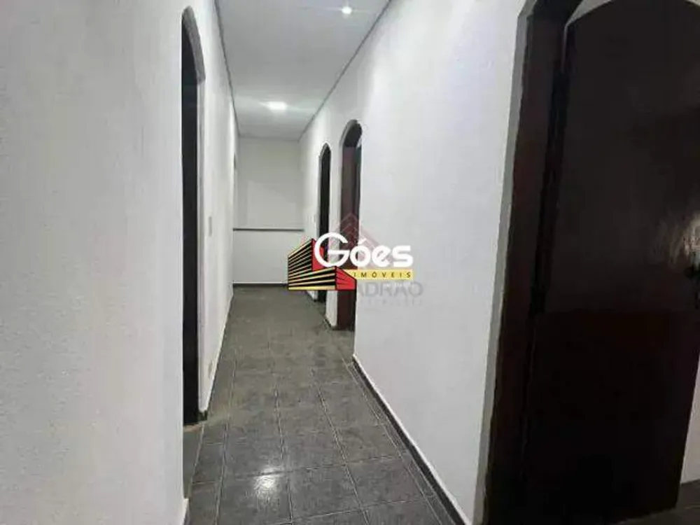Casa, 4 quartos, 140 m² - Foto 1