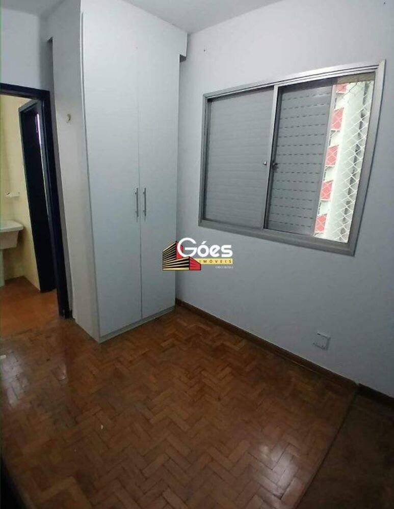 Apartamento para alugar com 3 quartos, 105m² - Foto 2