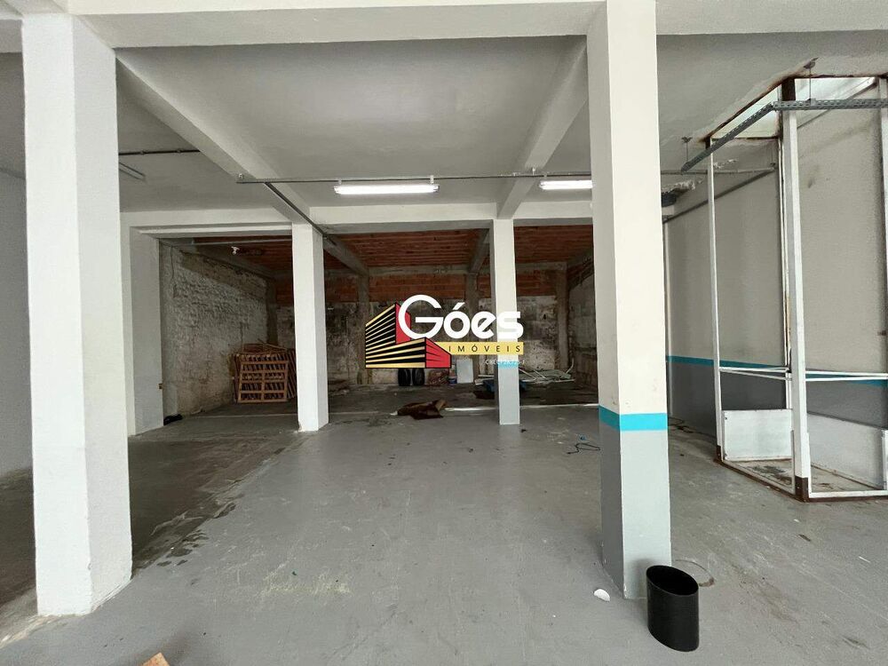 Depósito-Galpão-Armazém para alugar, 375m² - Foto 1