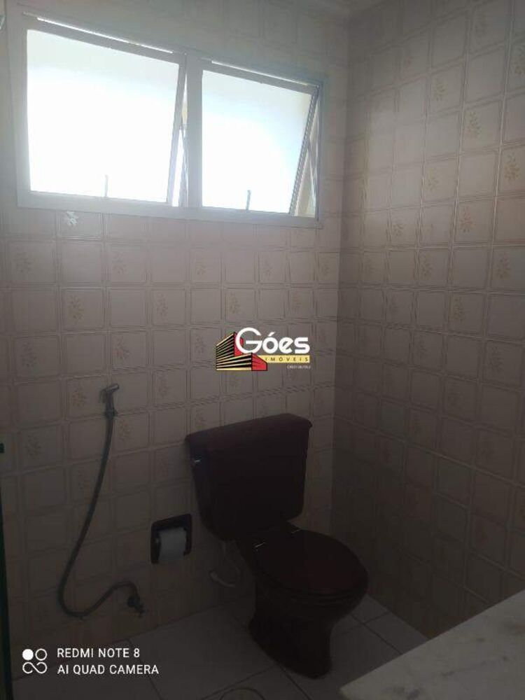 Apartamento para alugar com 3 quartos, 105m² - Foto 1