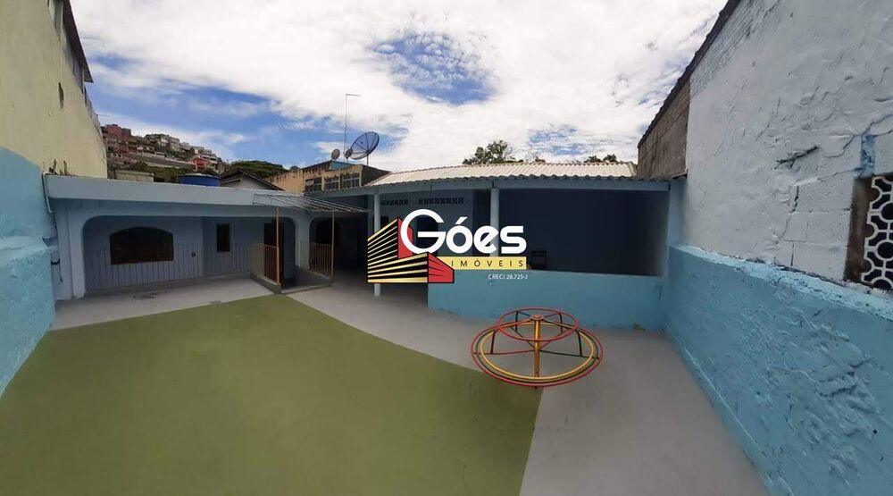 Prédio Inteiro à venda com 3 quartos, 250m² - Foto 2