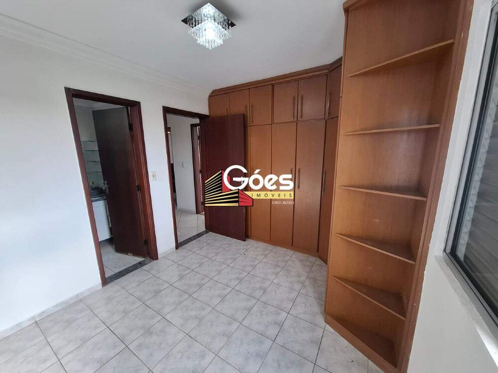 Apartamento à venda com 3 quartos, 104m² - Foto 2