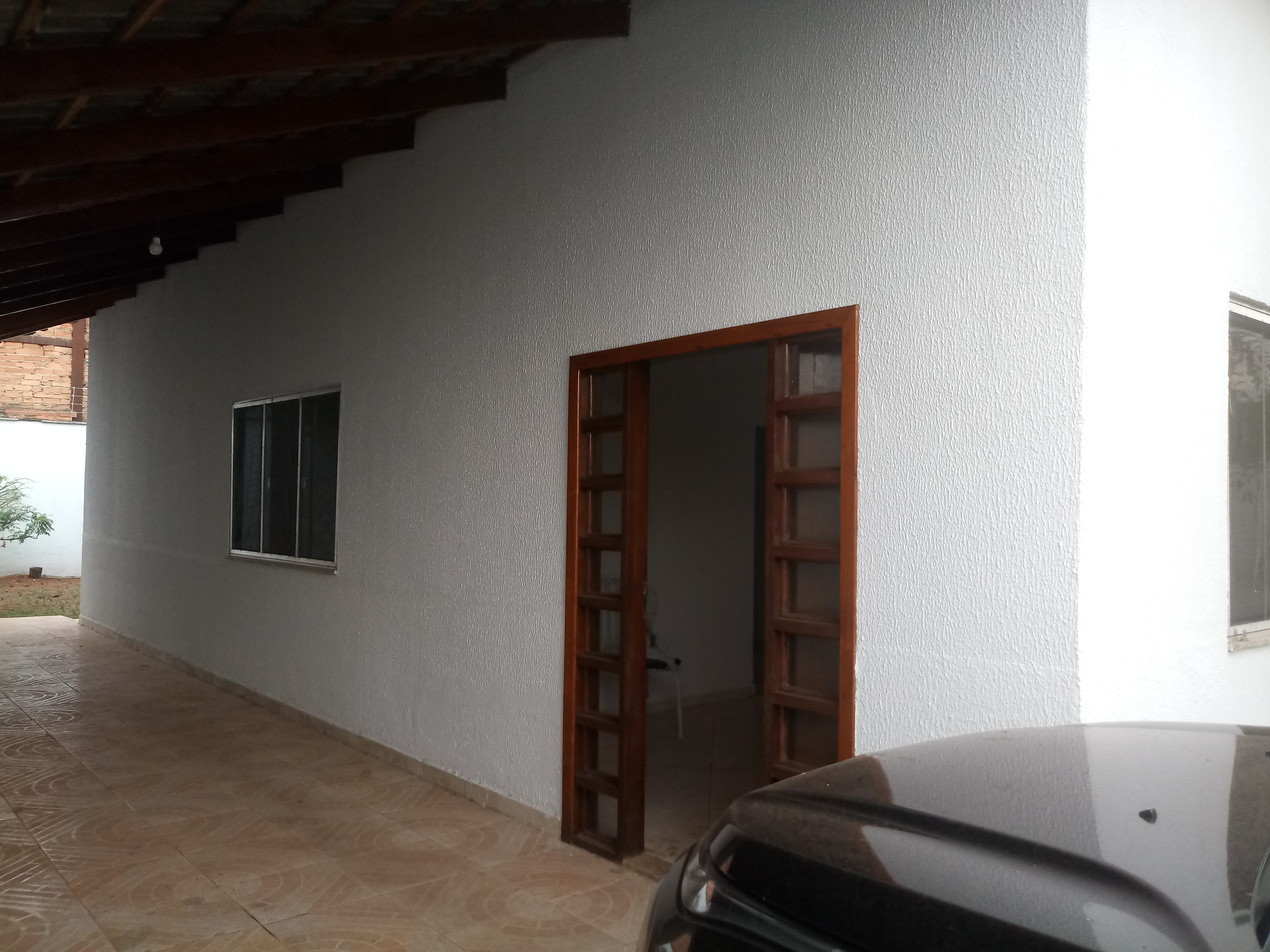 Casa à venda e aluguel com 3 quartos, 140m² - Foto 2