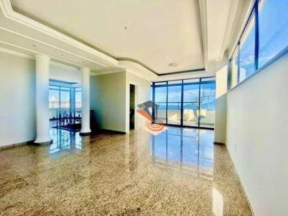 Cobertura, 3 quartos, 240 m² - Foto 4