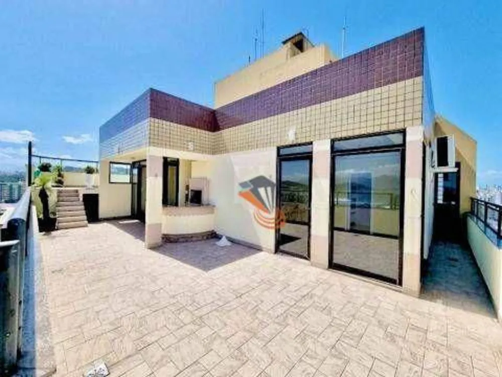 Cobertura, 3 quartos, 240 m² - Foto 3
