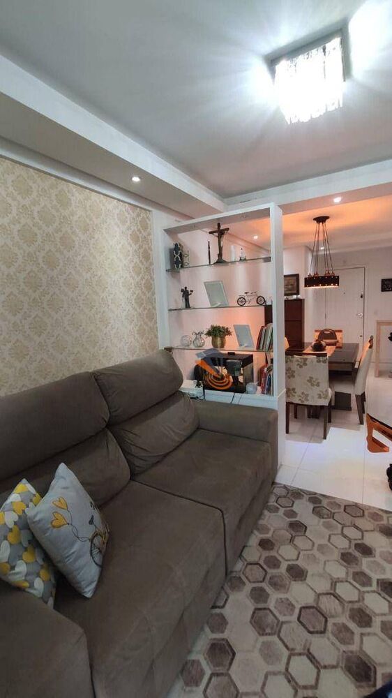 Apartamento à venda com 2 quartos, 67m² - Foto 5
