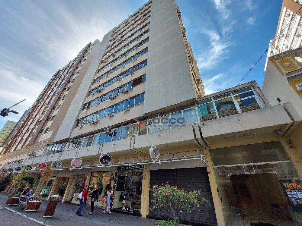 Apartamento à venda com 2 quartos, 111m² - Foto 1