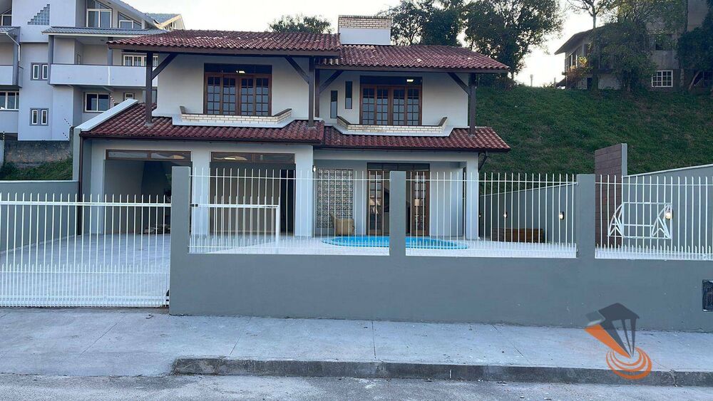 Casa, 3 quartos, 260 m² - Foto 2