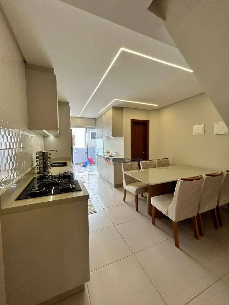 Sobrado, 2 quartos, 84 m² - Foto 2