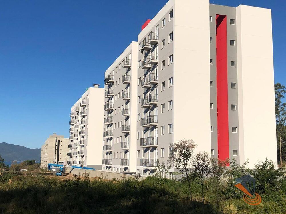 Apartamento à venda com 2 quartos, 60m² - Foto 1