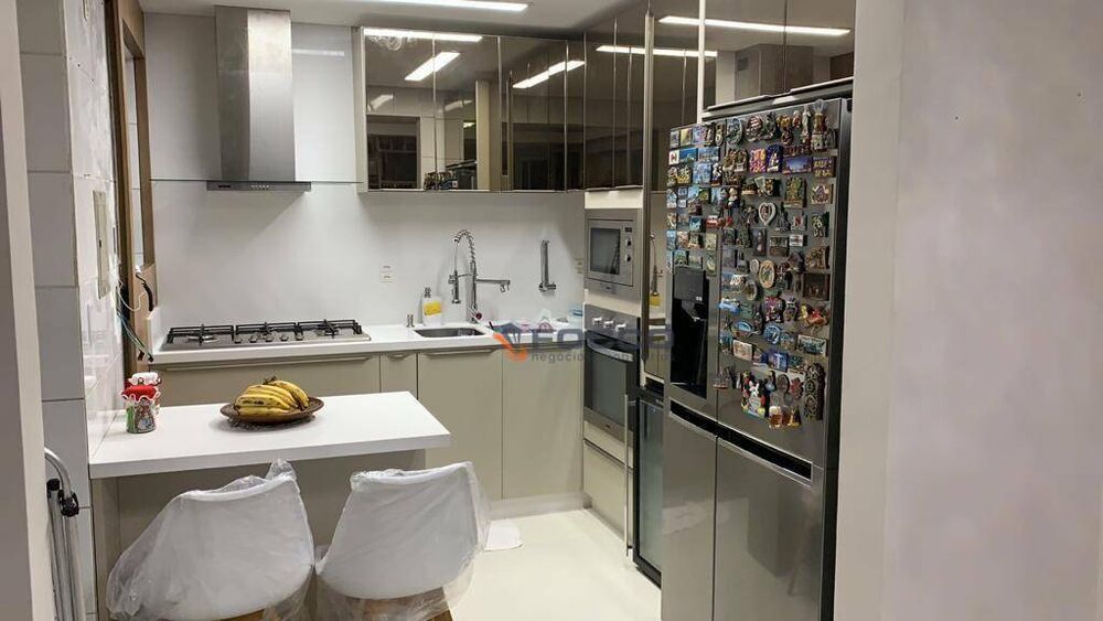 Apartamento à venda com 3 quartos, 74m² - Foto 3