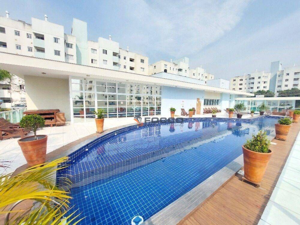 Apartamento à venda com 2 quartos, 50m² - Foto 2