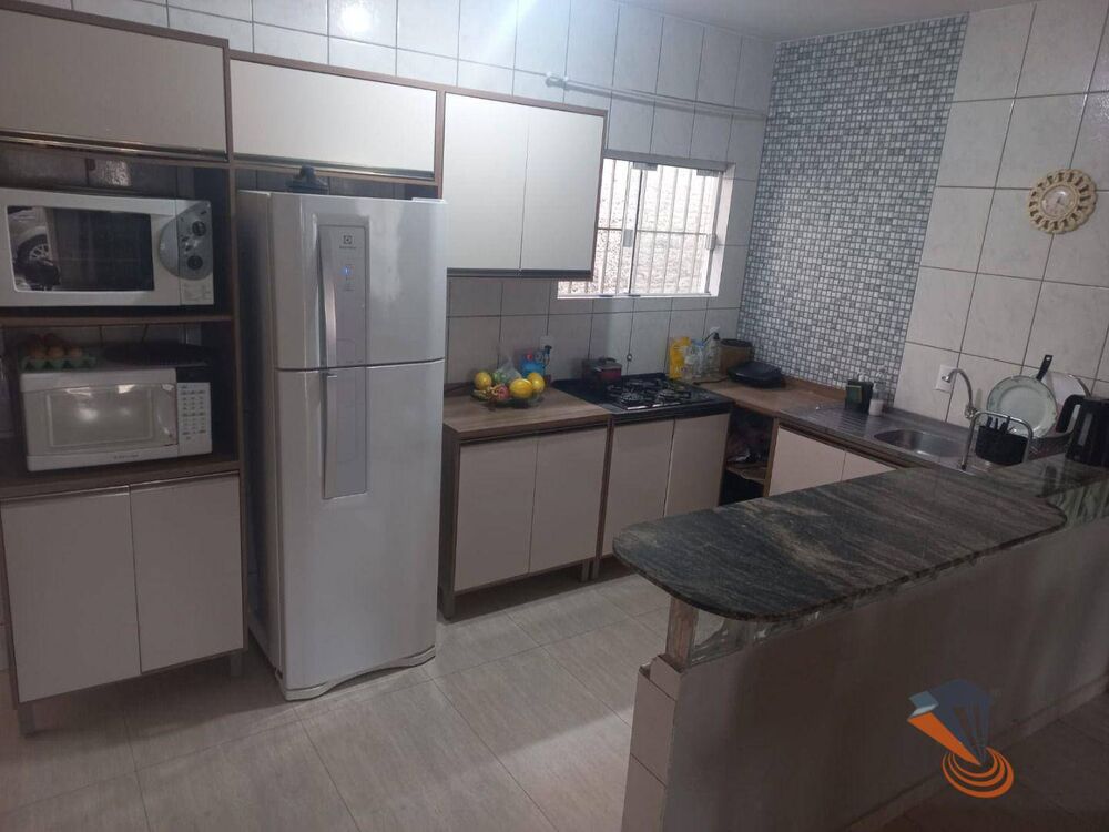 Casa, 3 quartos, 130 m² - Foto 3