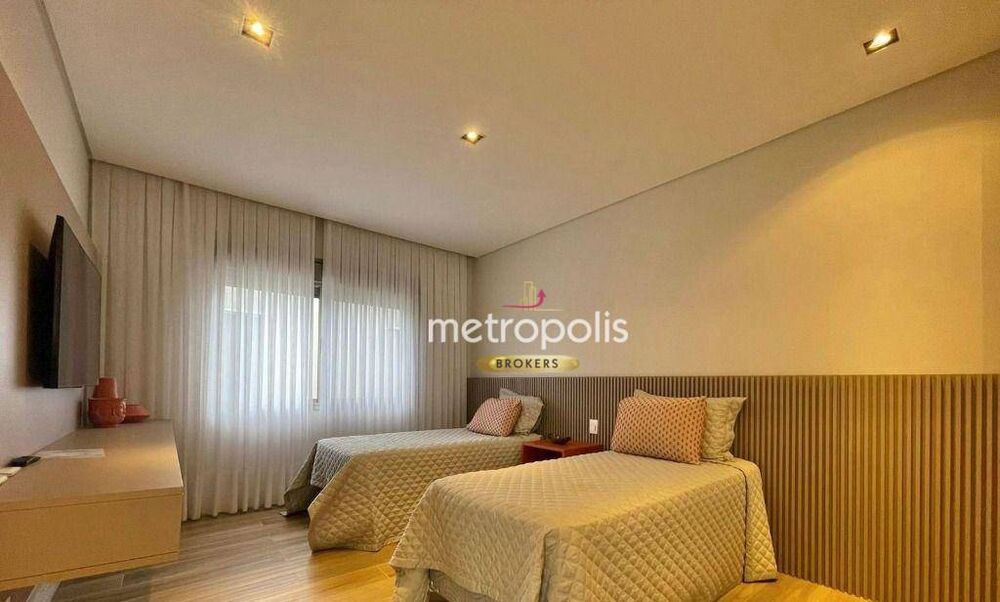 Sobrado à venda com 7 quartos, 570m² - Foto 3