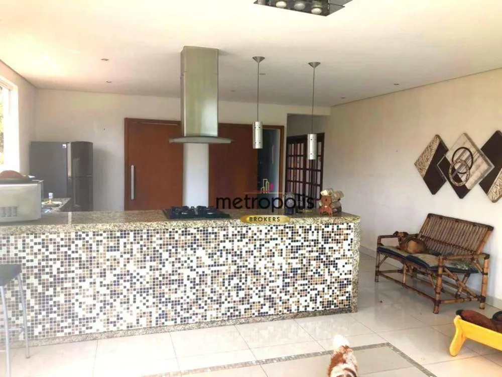 Chácara, 3 quartos, 6000 m² - Foto 1