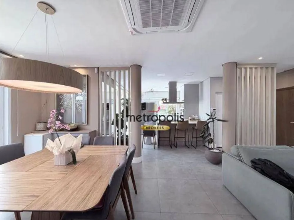 Sobrado, 3 quartos, 244 m² - Foto 3