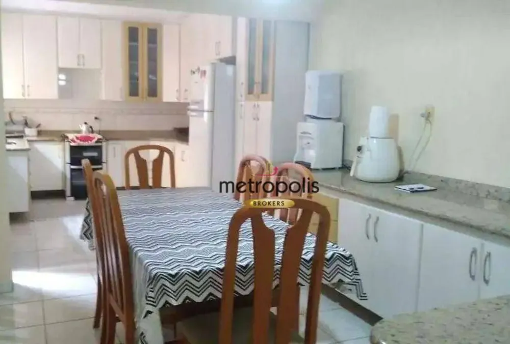Casa, 5 quartos, 237 m² - Foto 4