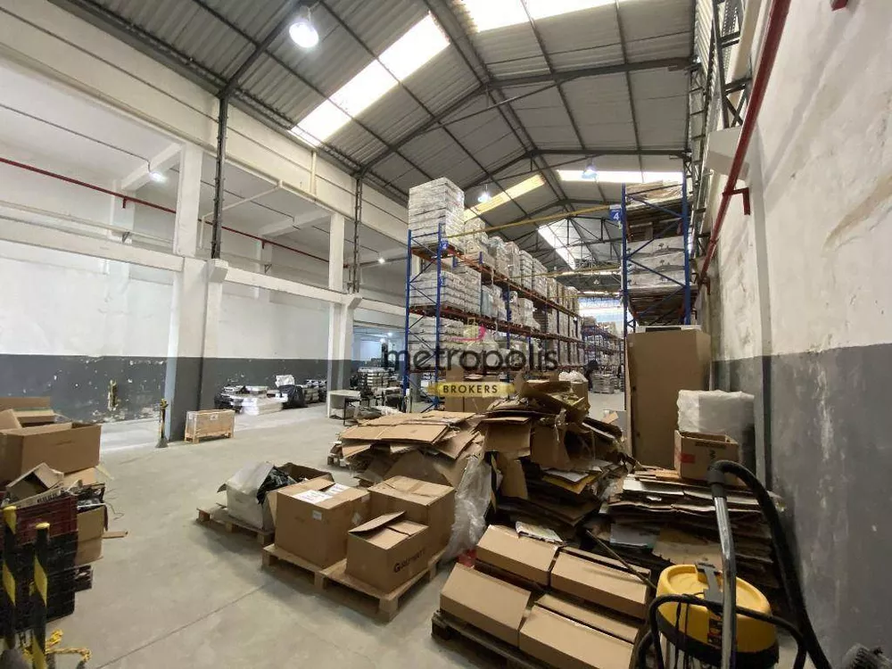 Depósito-Galpão, 1700 m² - Foto 1