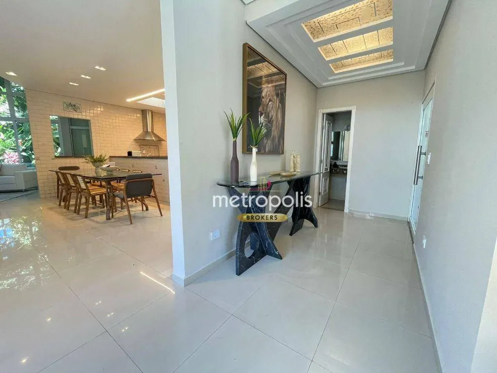 Sobrado, 4 quartos, 521 m² - Foto 1