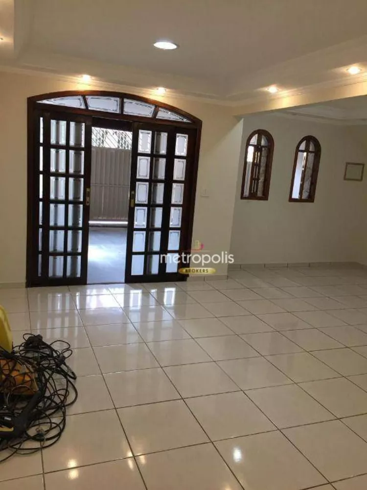 Sobrado à venda com 3 quartos, 195m² - Foto 4