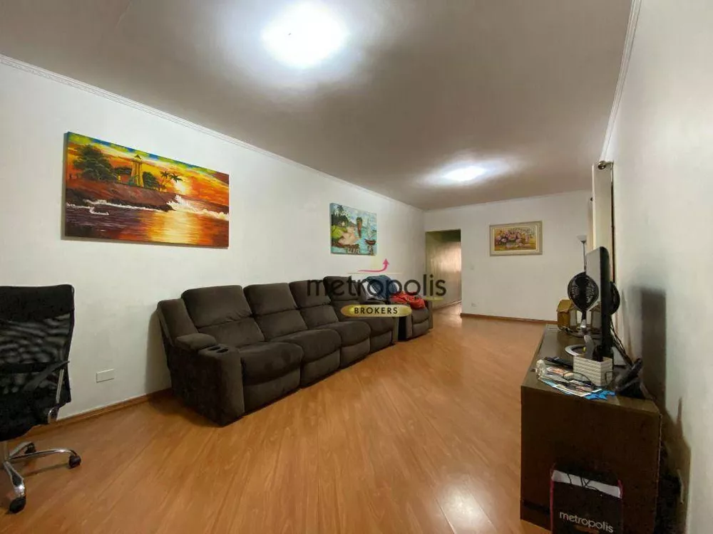 Sobrado à venda com 3 quartos, 220m² - Foto 1