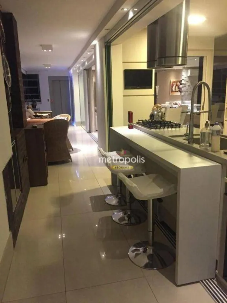 Apartamento, 3 quartos, 196 m² - Foto 2